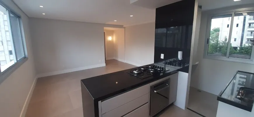 Foto 1 de Apartamento com 2 Quartos à venda, 67m² em Lourdes, Belo Horizonte