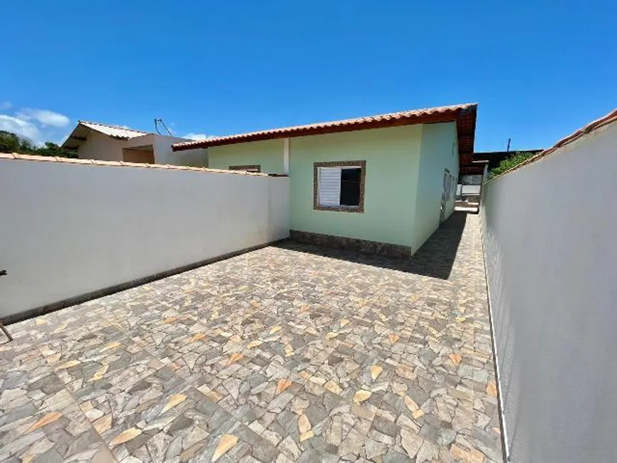 Foto 1 de Casa com 2 Quartos à venda, 66m² em Bopiranga, Itanhaém