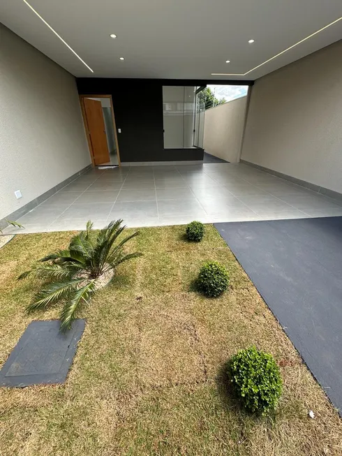 Foto 1 de Casa com 3 Quartos à venda, 105m² em Residencial Cerejeiras , Anápolis