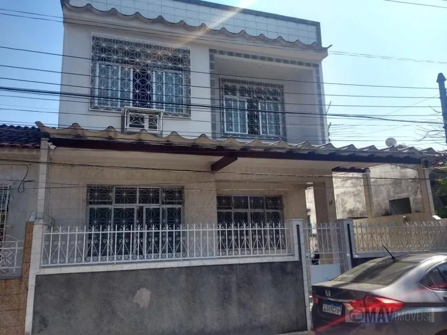 Foto 1 de Casa com 5 Quartos à venda, 200m² em Madureira, Rio de Janeiro