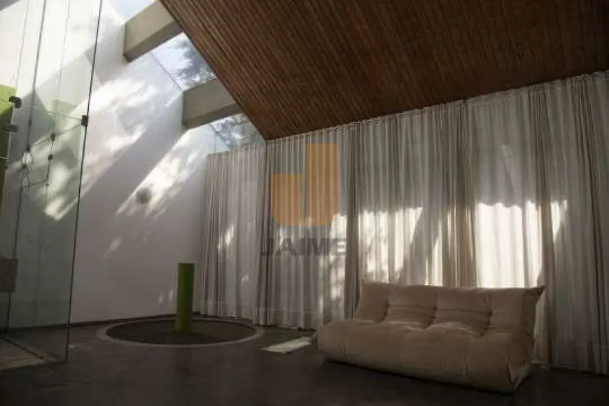 Foto 1 de Sobrado com 4 Quartos para venda ou aluguel, 200m² em Indianópolis, São Paulo