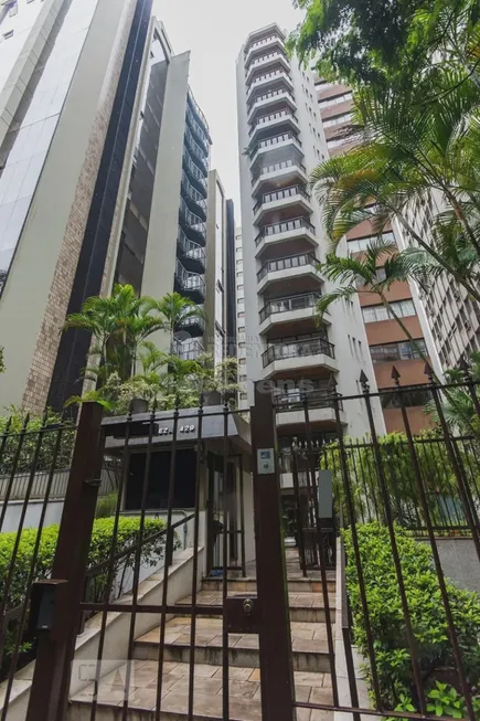 Foto 1 de Apartamento com 3 Quartos à venda, 160m² em Higienópolis, São Paulo