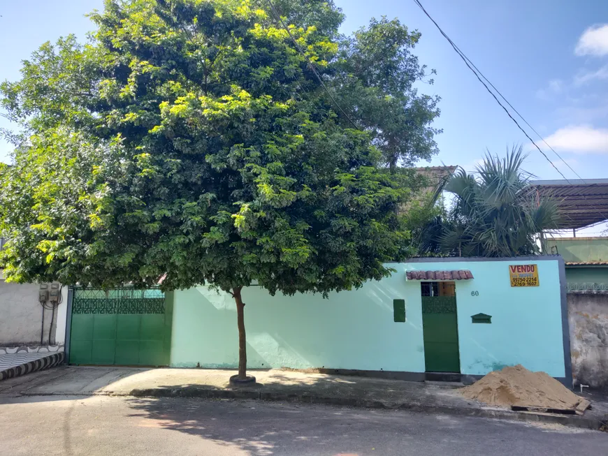 Foto 1 de Casa com 3 Quartos à venda, 136m² em Miguel Couto, Nova Iguaçu