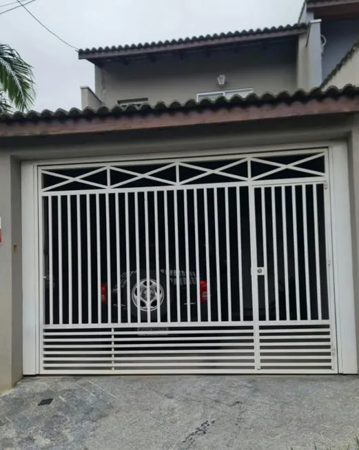 Foto 1 de Sobrado com 3 Quartos à venda, 150m² em Vila Suíssa, Mogi das Cruzes