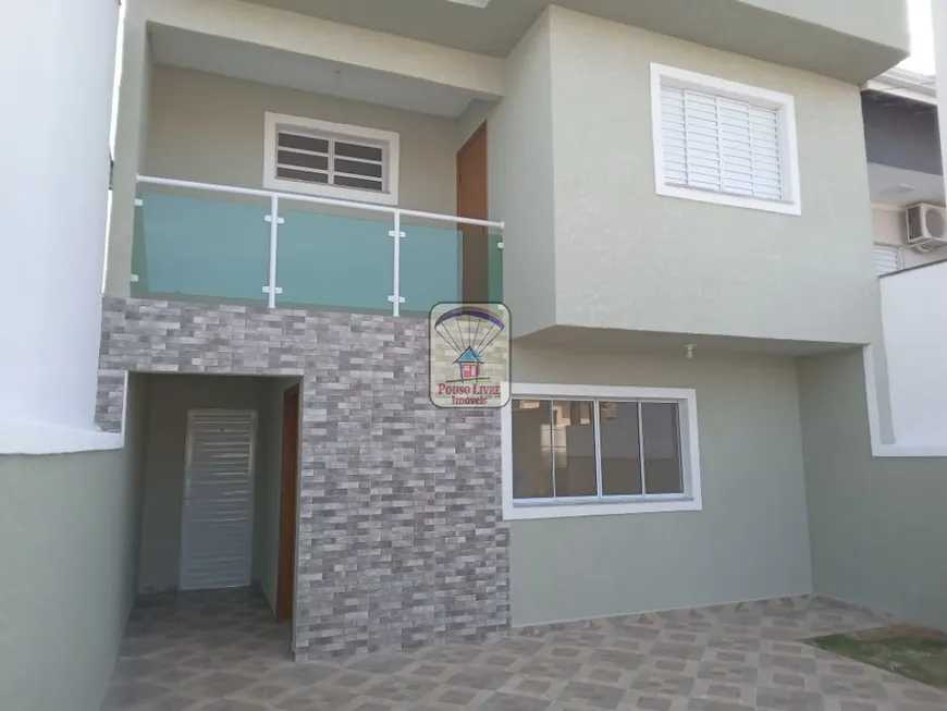 Foto 1 de Casa com 2 Quartos à venda, 103m² em Nova Cerejeiras, Atibaia