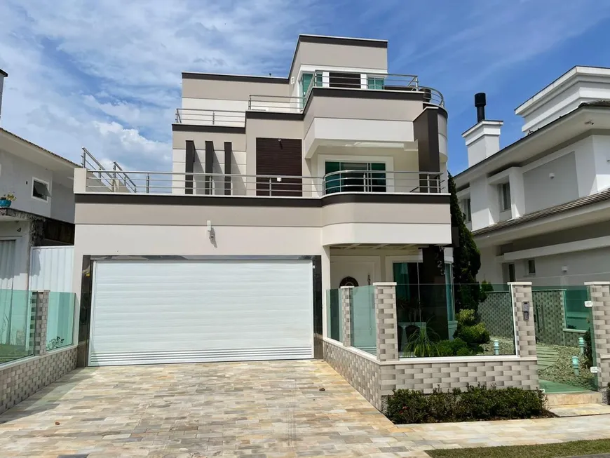 Foto 1 de Casa com 3 Quartos à venda, 420m² em Pedra Branca, Palhoça