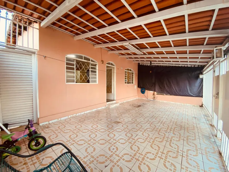 Foto 1 de Casa com 3 Quartos à venda, 120m² em Guara II, Brasília