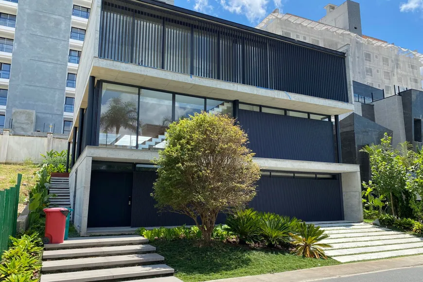 Foto 1 de Casa com 4 Quartos à venda, 456m² em Praia Brava, Itajaí