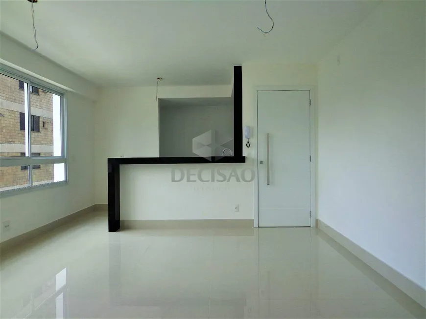 Foto 1 de Apartamento com 2 Quartos à venda, 70m² em Funcionários, Belo Horizonte