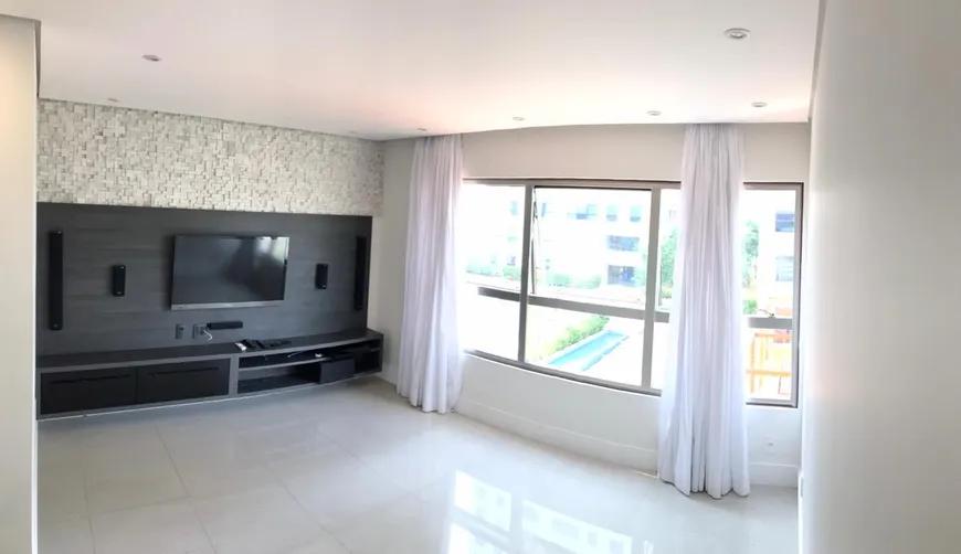 Foto 1 de Apartamento com 2 Quartos à venda, 70m² em Interlagos, São Paulo