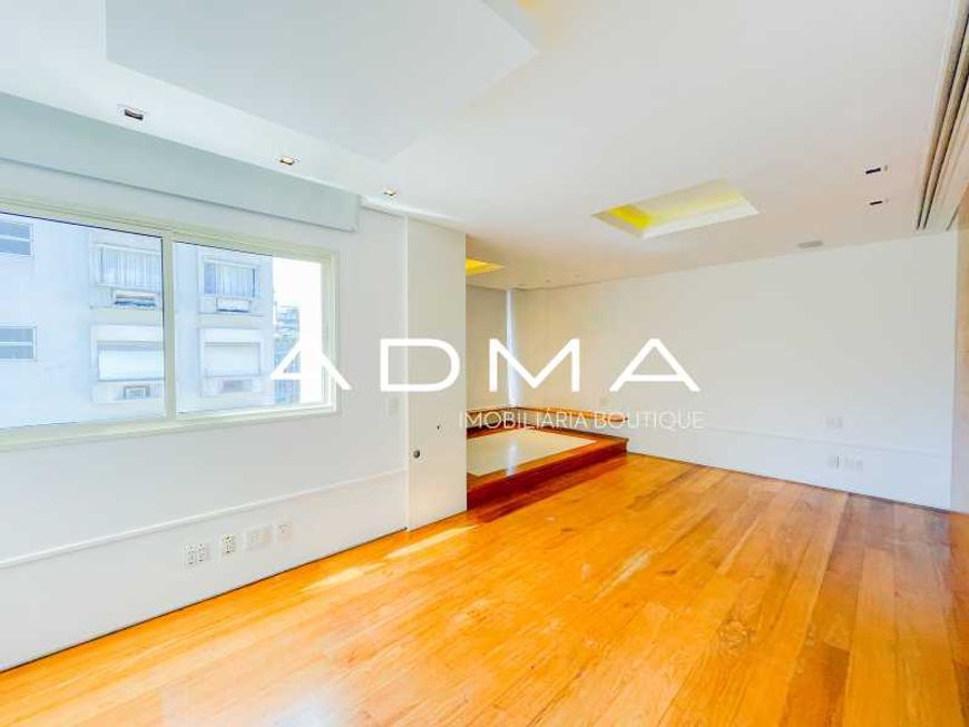 Cobertura na Rua Aperana, Leblon em Rio de Janeiro, por R 14.500.000