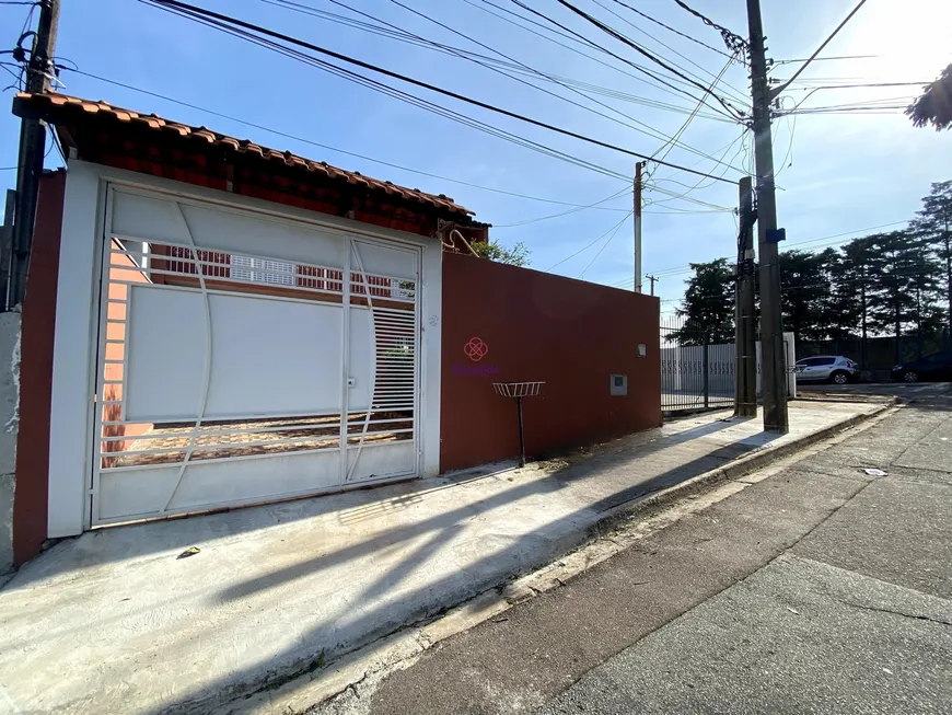 Foto 1 de Sobrado com 3 Quartos à venda, 190m² em Jardim Guanabara, Jundiaí