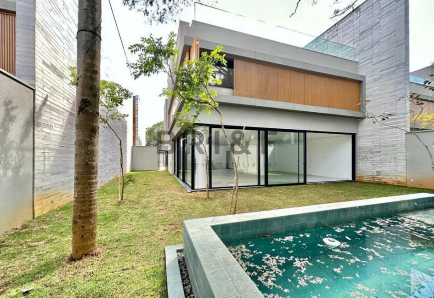 Foto 1 de Casa com 4 Quartos à venda, 748m² em Brooklin, São Paulo