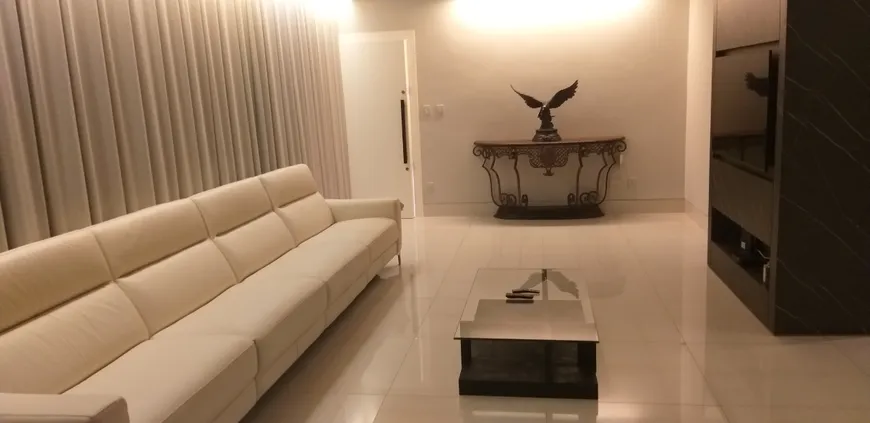 Foto 1 de Apartamento com 2 Quartos à venda, 163m² em Lourdes, Belo Horizonte