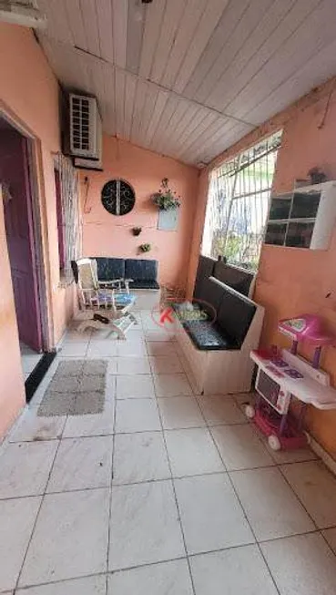 Foto 1 de Casa com 4 Quartos à venda, 130m² em Jurunas, Belém