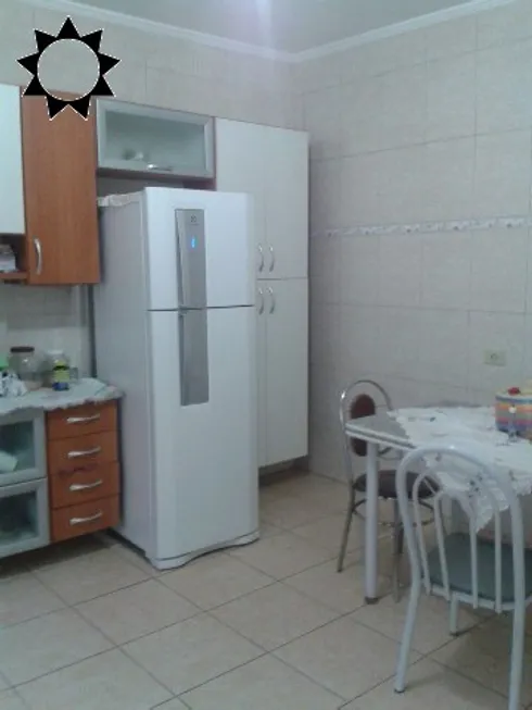 Foto 1 de Casa com 2 Quartos à venda, 292m² em Vila Menck, Osasco