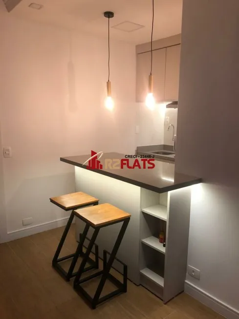 Foto 1 de Flat com 1 Quarto para alugar, 37m² em Moema, São Paulo