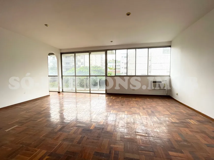 Foto 1 de Apartamento com 4 Quartos à venda, 150m² em Leblon, Rio de Janeiro