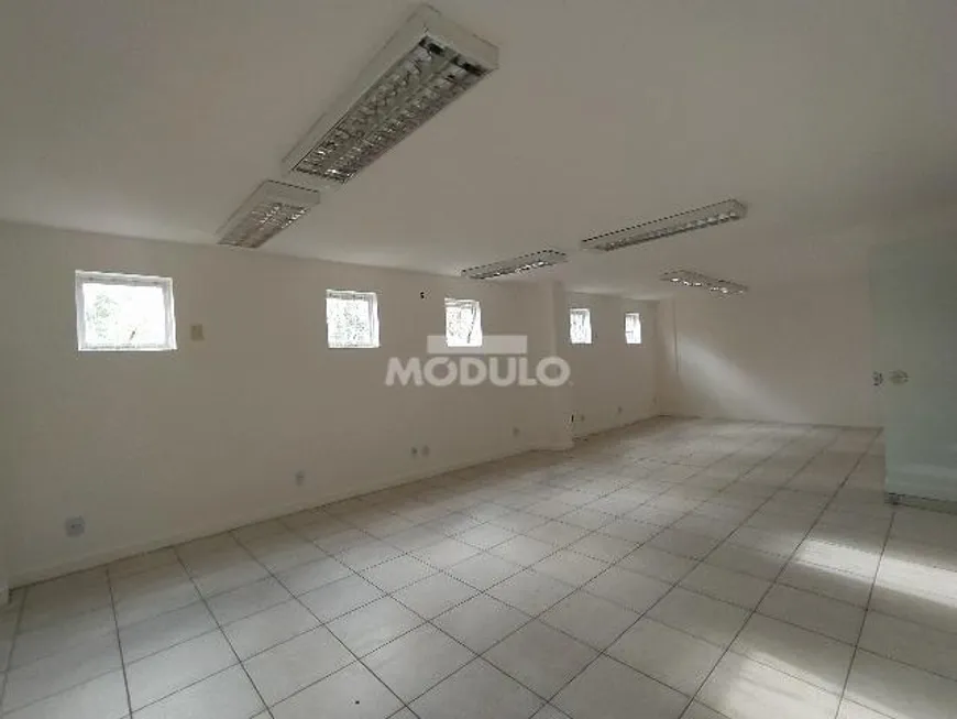 Foto 1 de Sala Comercial à venda, 370m² em Santa Mônica, Uberlândia