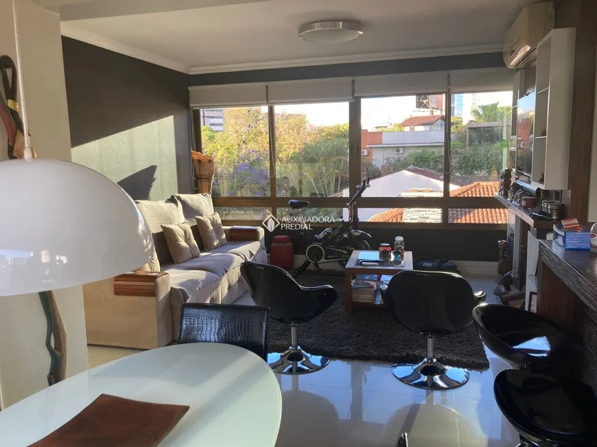 Foto 1 de Apartamento com 3 Quartos à venda, 95m² em Petrópolis, Porto Alegre