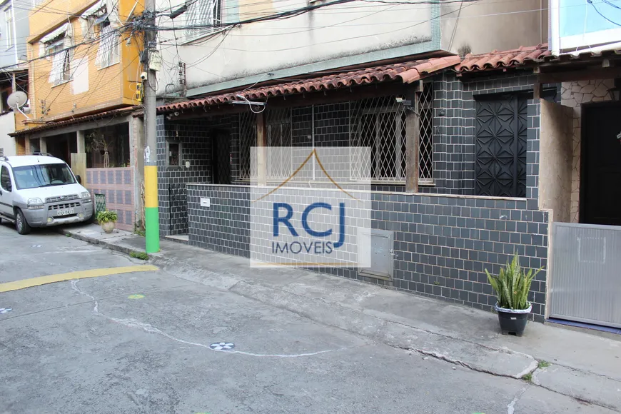 Foto 1 de Casa com 2 Quartos à venda, 70m² em Mangueira, Rio de Janeiro