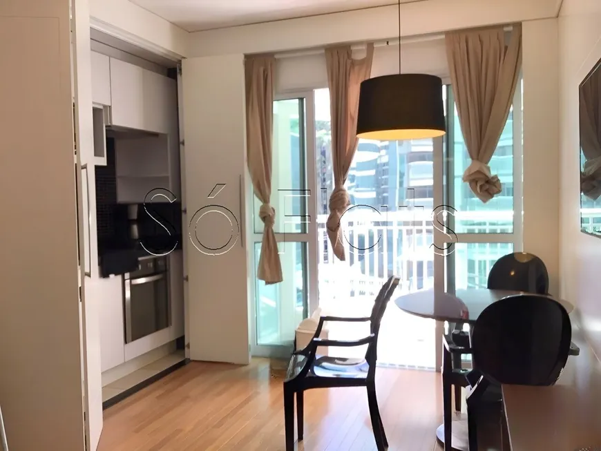 Foto 1 de Apartamento com 1 Quarto à venda, 44m² em Vila Olímpia, São Paulo