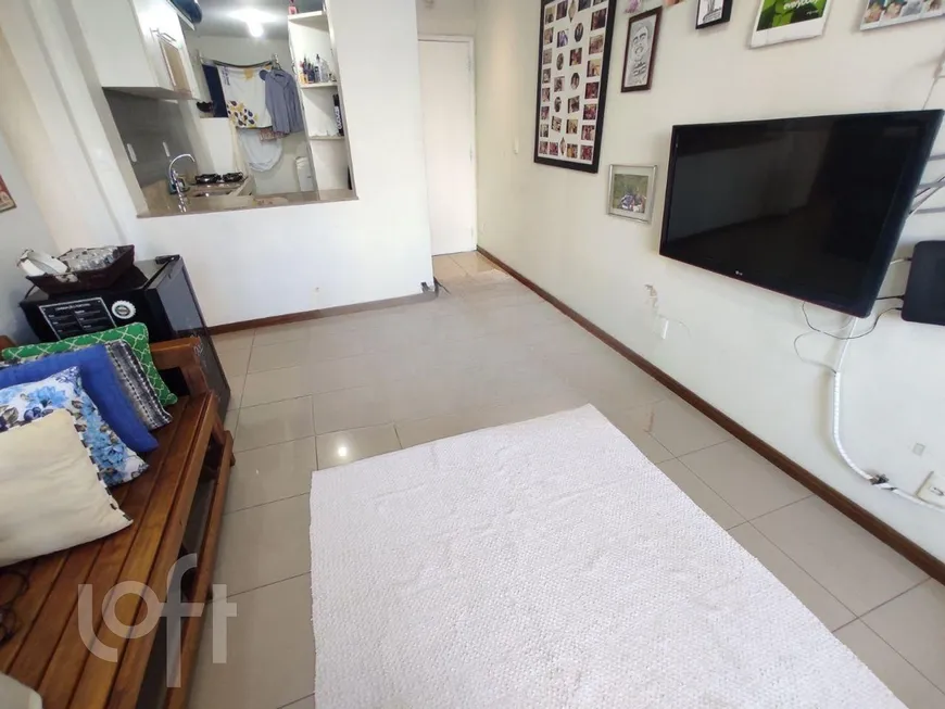 Foto 1 de Apartamento com 3 Quartos à venda, 90m² em Leblon, Rio de Janeiro