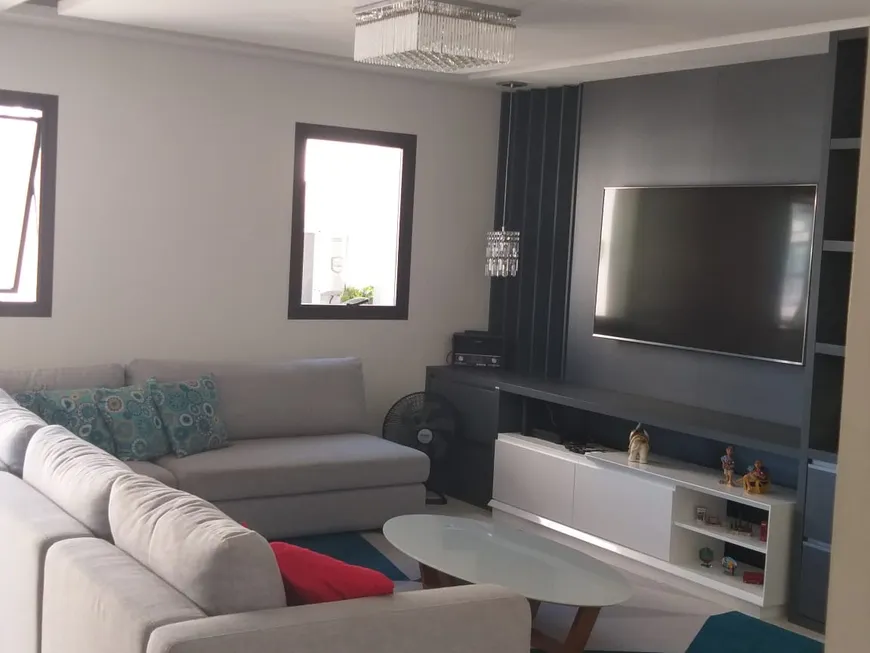 Foto 1 de Apartamento com 3 Quartos à venda, 180m² em Pitangueiras, Guarujá