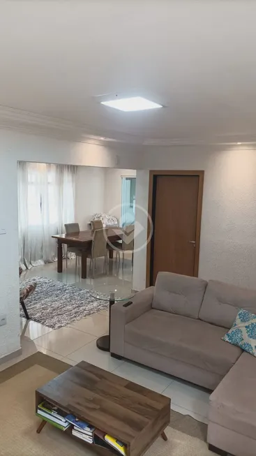 Foto 1 de Casa com 3 Quartos à venda, 200m² em Tubalina, Uberlândia