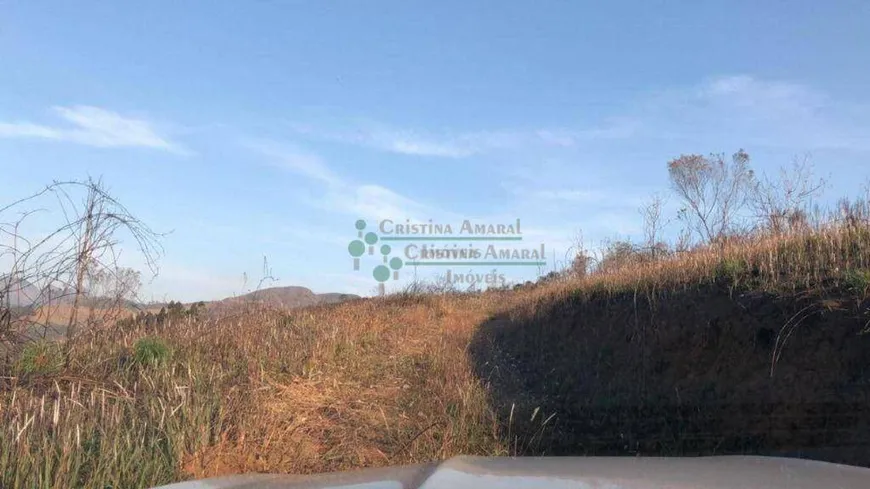 Foto 1 de Lote/Terreno à venda, 912m² em Pessegueiros, Teresópolis