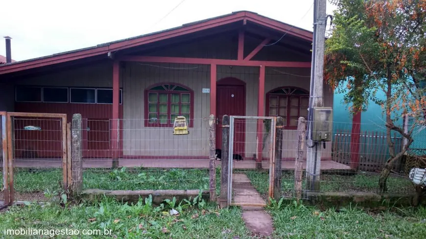 Foto 1 de Casa com 3 Quartos à venda, 300m² em Centro, Nova Santa Rita