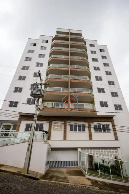 Foto 1 de Cobertura com 3 Quartos à venda, 216m² em Granja dos Cavaleiros, Macaé