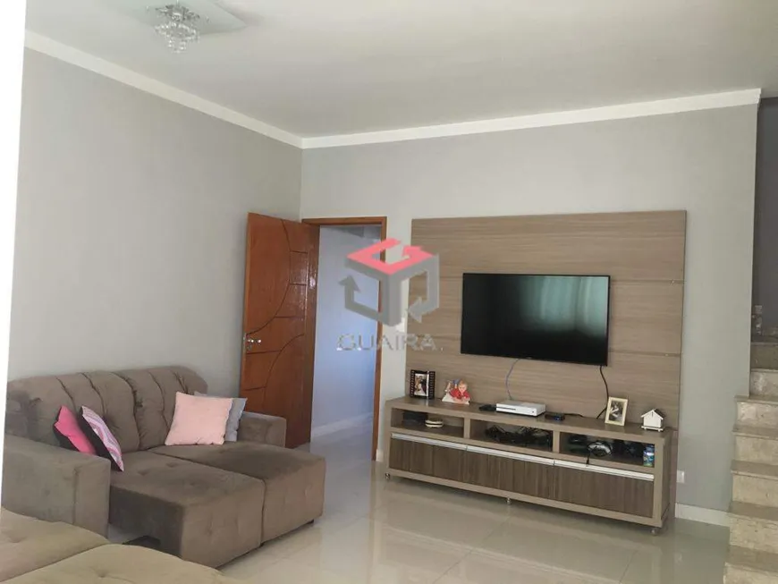 Foto 1 de Sobrado com 3 Quartos à venda, 211m² em PALMARES, Santo André