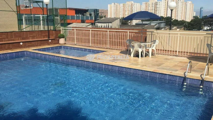 Foto 1 de Apartamento com 2 Quartos à venda, 44m² em Canhema, Diadema