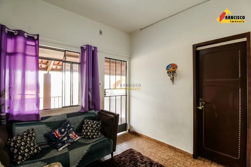 Foto 1 de Casa com 3 Quartos à venda, 60m² em São José, Divinópolis