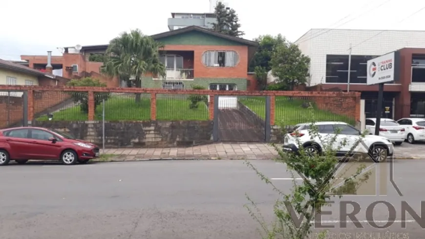 Foto 1 de Casa com 3 Quartos à venda, 277m² em Santa Catarina, Caxias do Sul