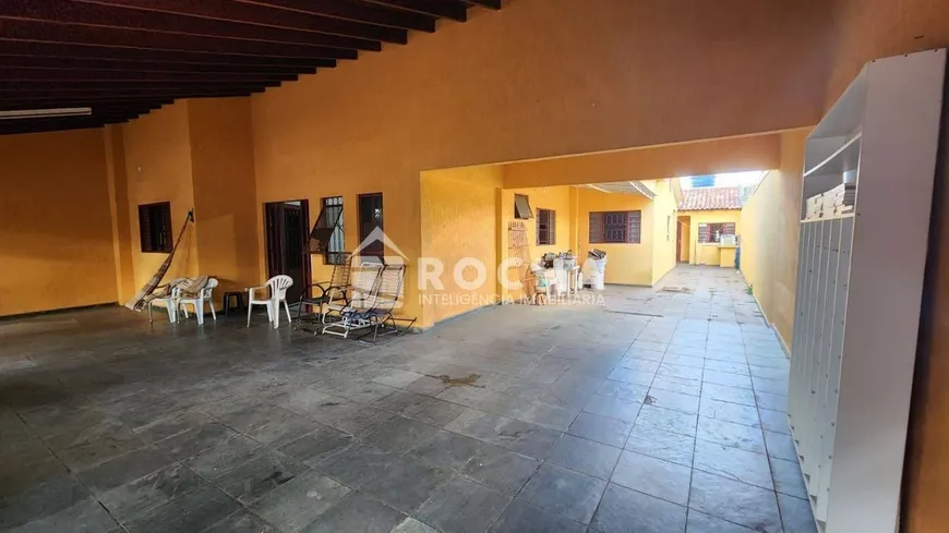 Foto 1 de Casa com 3 Quartos à venda, 234m² em Cohafama, Campo Grande