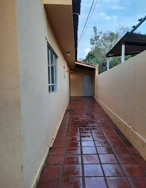 Foto 1 de Casa com 2 Quartos à venda, 110m² em Jardim Tupanci, Barueri