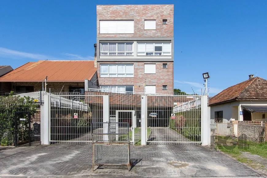 Foto 1 de Apartamento com 3 Quartos à venda, 98m² em Camaquã, Porto Alegre