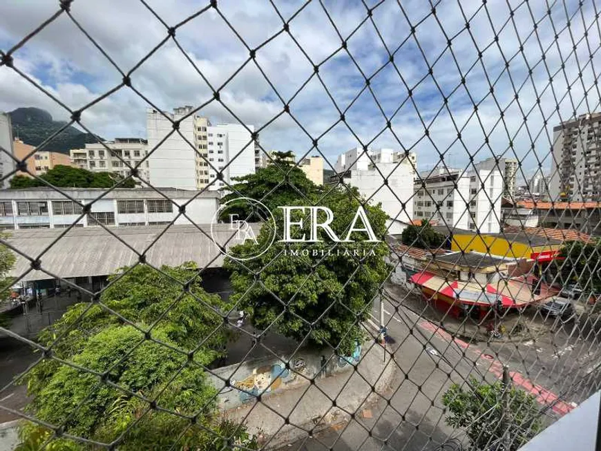 Foto 1 de Apartamento com 2 Quartos à venda, 70m² em Grajaú, Rio de Janeiro