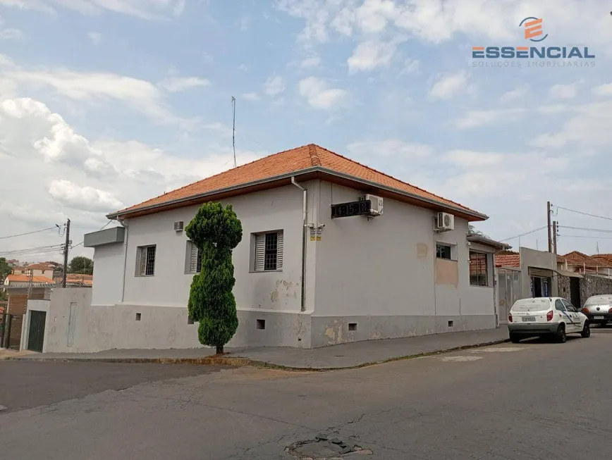 Foto 1 de Casa com 2 Quartos à venda, 220m² em Bairro Alto, Botucatu