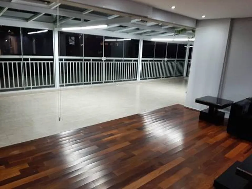 Foto 1 de Apartamento com 3 Quartos à venda, 189m² em Vila Firmiano Pinto, São Paulo