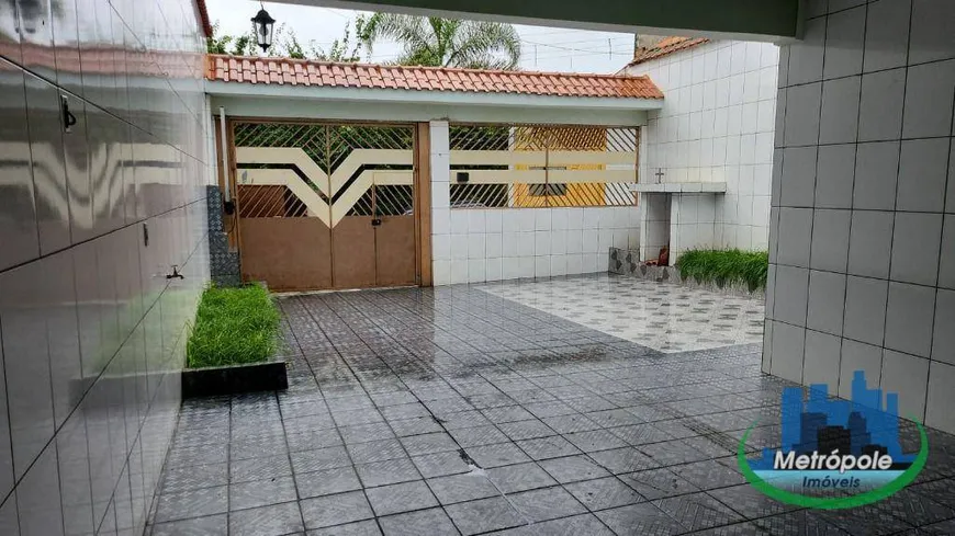 Foto 1 de Casa com 2 Quartos à venda, 80m² em Parque Primavera, Guarulhos