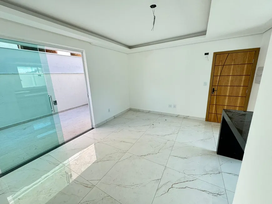 Foto 1 de Apartamento com 3 Quartos à venda, 97m² em Vila Clóris, Belo Horizonte