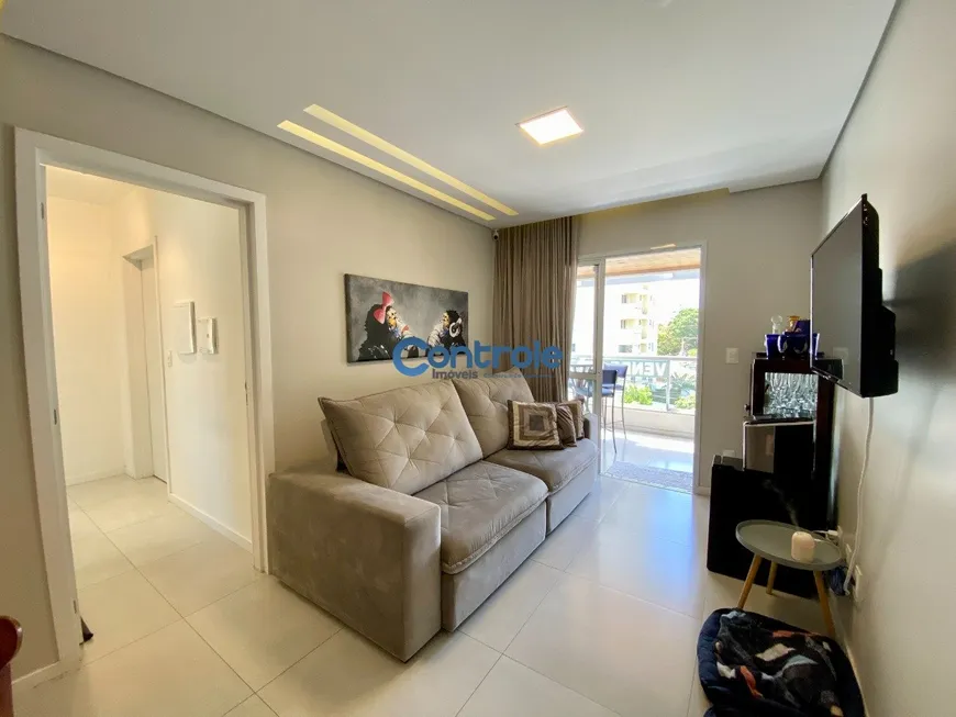 Foto 1 de Apartamento com 3 Quartos à venda, 88m² em Barreiros, São José