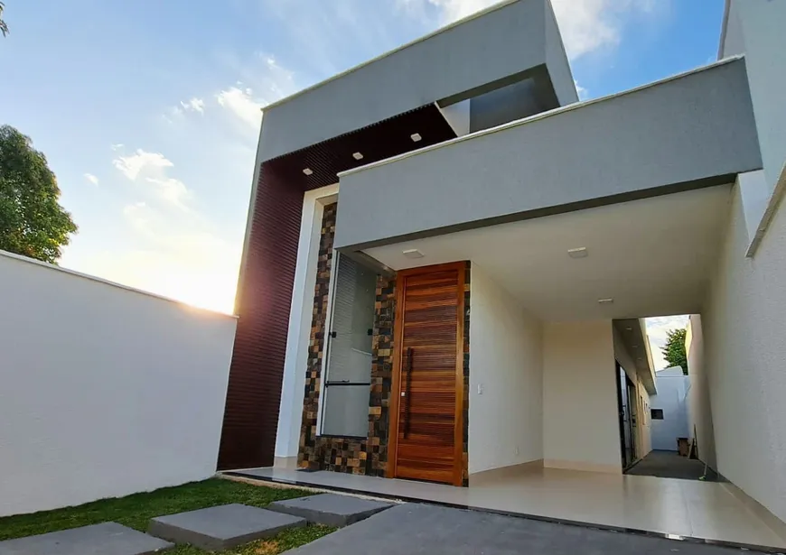 Foto 1 de Casa com 3 Quartos à venda, 132m² em Faiçalville, Goiânia