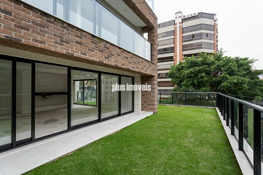 Foto 1 de Apartamento com 2 Quartos à venda, 147m² em Jardim Guedala, São Paulo