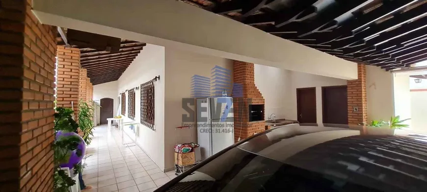 Foto 1 de Casa com 4 Quartos à venda, 223m² em Vila Nova Cidade Universitaria, Bauru