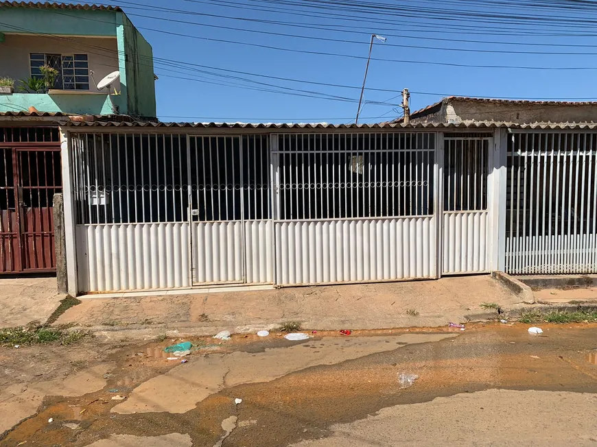 Foto 1 de Casa com 3 Quartos à venda, 10m² em Samambaia Sul, Brasília