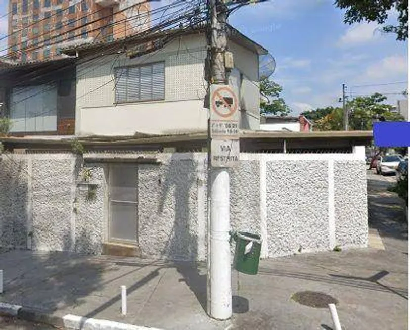 Foto 1 de Sobrado com 3 Quartos para alugar, 192m² em Moema, São Paulo